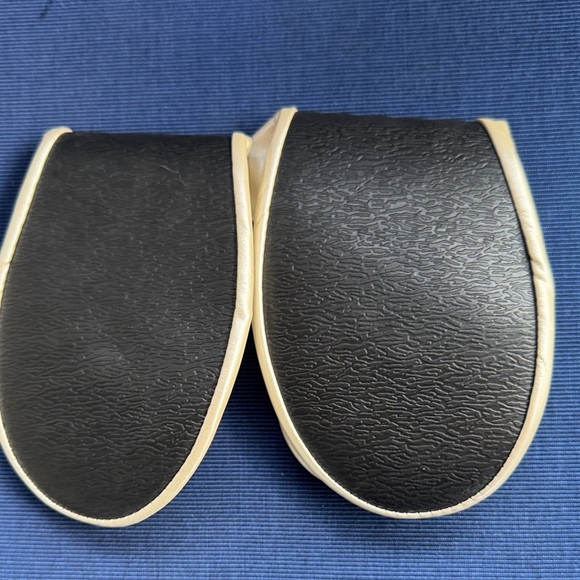 Women's Cream Flats - Picture 4 of 5
